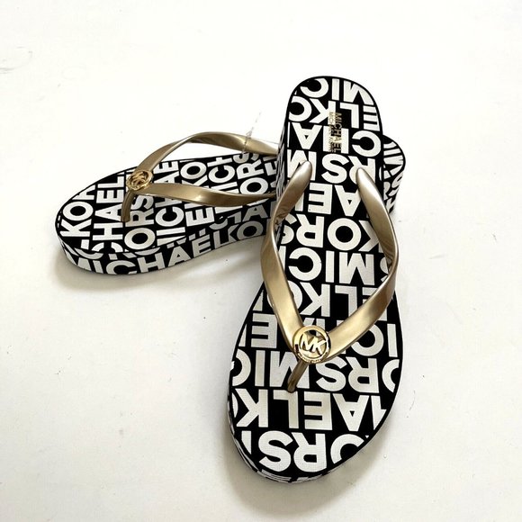 NWOB MICHAEL KORS Graphic Flip-Flop Wedge Sandals Slide On Thong Signature B&W - Picture 2 of 8
